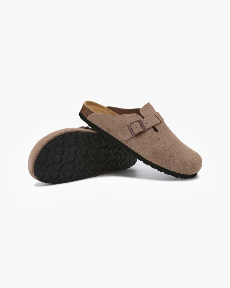 Marcivo Suede Clogs